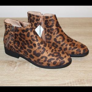 Time and Tru Women's Ankle Boots Animal Print